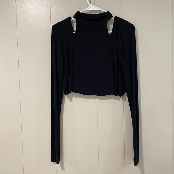 Free People Cutout Mock Neck Long Sleeve Top Black Size L (Cropped Raw Hem) - Picture 1 of 8